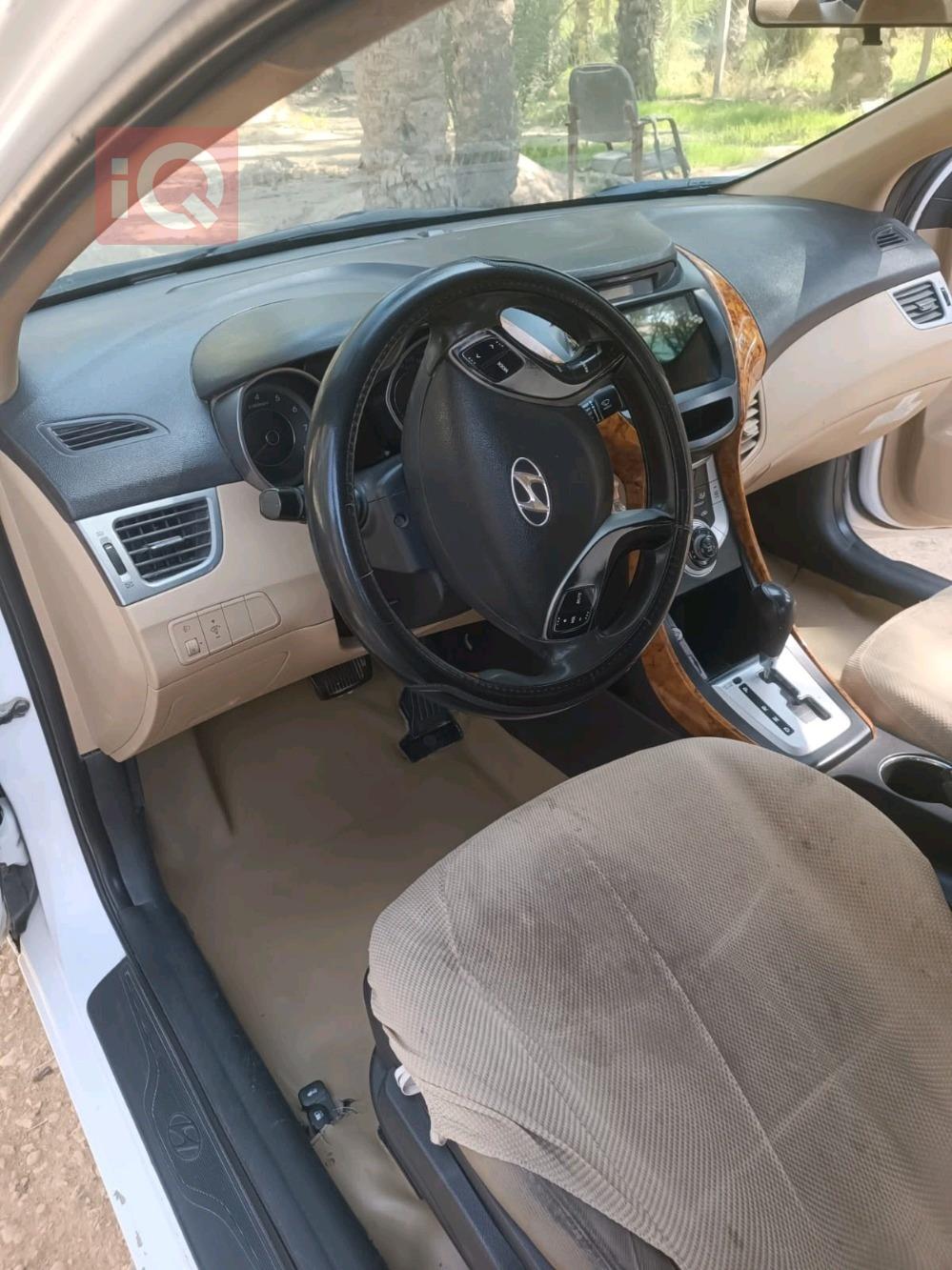 هيونداي النترا